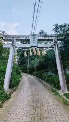 飯綱神社の鳥居
