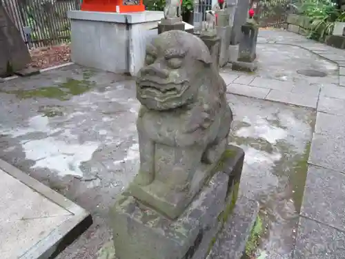 熊野神社の狛犬