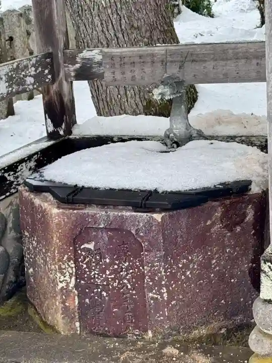 大宮賣神社の{uncategorized: "未分類", other: "その他", undefined: "問題あり", building: "その他建物", grave: "お墓", sacred_gate: "鳥居", guardian: "狛犬", statue: "像", buddha: "仏像", history: "歴史", nature: "自然", garden: "庭園", animal: "動物", pagoda: "塔", temizu: "手水舎", mountain_gate: "山門・神門", sanctuary: "本殿・本堂", subordinate: "末社・摂社", art: "芸術", scenery: "景色", jizo: "地蔵", ema: "絵馬", goshuin: "御朱印", omikuji: "おみくじ", items: "授与品その他", amulet: "お守り", goshuincho: "御朱印帳", eats: "食事", festival: "お祭り", votive_dance: "神楽", shichigosan: "七五三参", wedding: "結婚式", experience: "体験その他", initially: "初詣", around: "周辺", anti_infection: "感染症対策"}