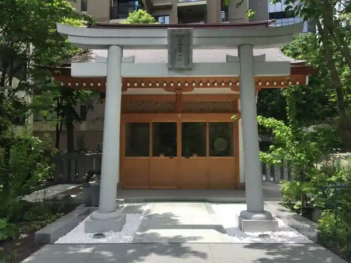 葺城稲荷神社の本殿・本堂
