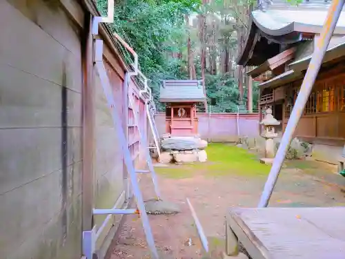 両社宮神社（宮町）の末社・摂社