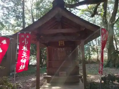 小林鳥見神社の末社・摂社