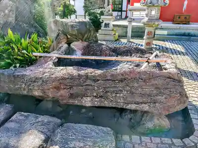 尾張稲荷大社の手水舎