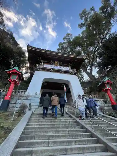 江島神社の山門