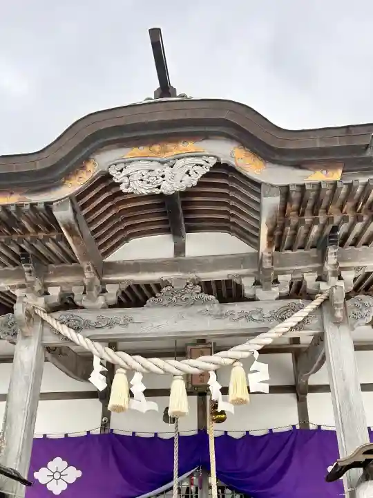 鹿部稲荷神社の{uncategorized: "未分類", other: "その他", undefined: "問題あり", building: "その他建物", grave: "お墓", sacred_gate: "鳥居", guardian: "狛犬", statue: "像", buddha: "仏像", history: "歴史", nature: "自然", garden: "庭園", animal: "動物", pagoda: "塔", temizu: "手水舎", mountain_gate: "山門・神門", sanctuary: "本殿・本堂", subordinate: "末社・摂社", art: "芸術", scenery: "景色", jizo: "地蔵", ema: "絵馬", goshuin: "御朱印", omikuji: "おみくじ", items: "授与品その他", amulet: "お守り", goshuincho: "御朱印帳", eats: "食事", festival: "お祭り", votive_dance: "神楽", shichigosan: "七五三参", wedding: "結婚式", experience: "体験その他", initially: "初詣", around: "周辺", anti_infection: "感染症対策"}