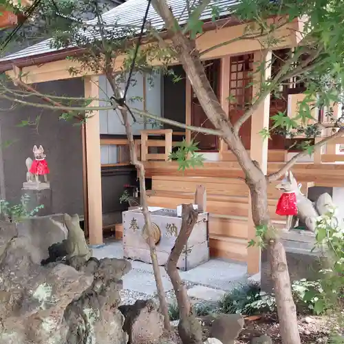 五十稲荷神社(栄寿稲荷神社)の本殿・本堂