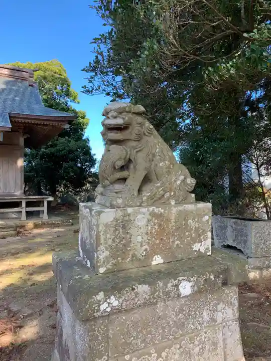 山神社の狛犬