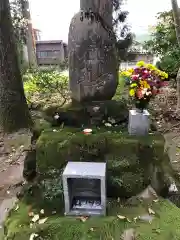 雄山神社中宮祈願殿の建物その他