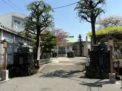亀高神社の{uncategorized: "未分類", other: "その他", undefined: "問題あり", building: "その他建物", grave: "お墓", sacred_gate: "鳥居", guardian: "狛犬", statue: "像", buddha: "仏像", history: "歴史", nature: "自然", garden: "庭園", animal: "動物", pagoda: "塔", temizu: "手水舎", mountain_gate: "山門・神門", sanctuary: "本殿・本堂", subordinate: "末社・摂社", art: "芸術", scenery: "景色", jizo: "地蔵", ema: "絵馬", goshuin: "御朱印", omikuji: "おみくじ", items: "授与品その他", amulet: "お守り", goshuincho: "御朱印帳", eats: "食事", festival: "お祭り", votive_dance: "神楽", shichigosan: "七五三参", wedding: "結婚式", experience: "体験その他", initially: "初詣", around: "周辺", anti_infection: "感染症対策"}