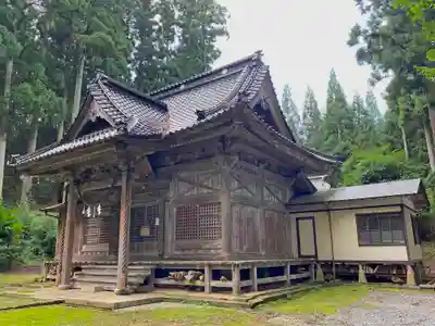 遠賀神社の本殿・本堂