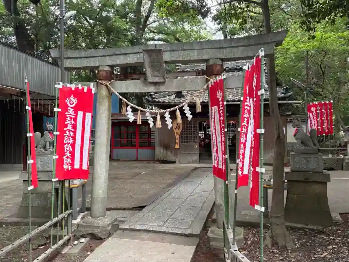 五社稲荷社の末社・摂社