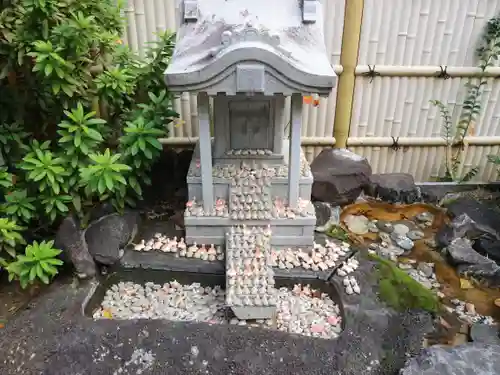 石切劔箭神社の末社