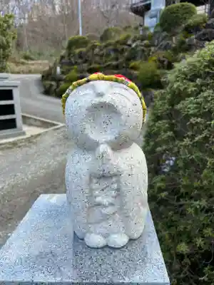 陽林寺の{uncategorized: "未分類", other: "その他", undefined: "問題あり", building: "その他建物", grave: "お墓", sacred_gate: "鳥居", guardian: "狛犬", statue: "像", buddha: "仏像", history: "歴史", nature: "自然", garden: "庭園", animal: "動物", pagoda: "塔", temizu: "手水舎", mountain_gate: "山門・神門", sanctuary: "本殿・本堂", subordinate: "末社・摂社", art: "芸術", scenery: "景色", jizo: "地蔵", ema: "絵馬", goshuin: "御朱印", omikuji: "おみくじ", items: "授与品その他", amulet: "お守り", goshuincho: "御朱印帳", eats: "食事", festival: "お祭り", votive_dance: "神楽", shichigosan: "七五三参", wedding: "結婚式", experience: "体験その他", initially: "初詣", around: "周辺", anti_infection: "感染症対策"}