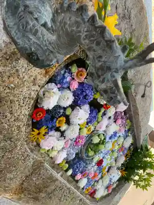 金井神社の手水舎