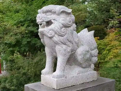 飯生神社の狛犬