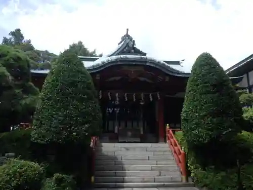 東大島神社の本殿