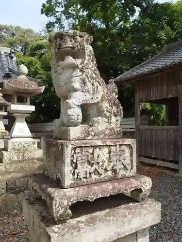 女河八幡宮の狛犬