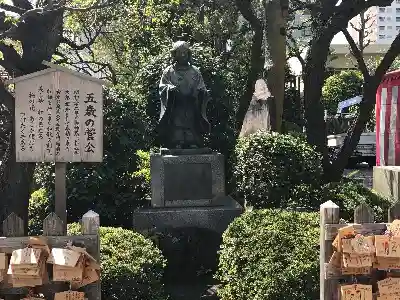 亀戸天神社の像