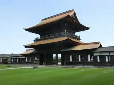 瑞龍寺の山門・神門