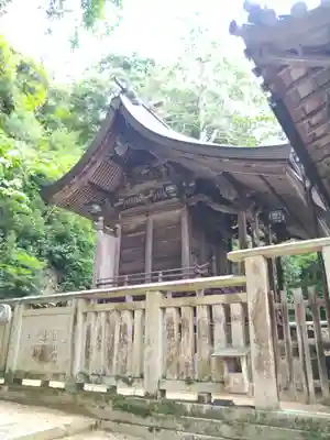 由加神社（和気由加神社）の本殿・本堂