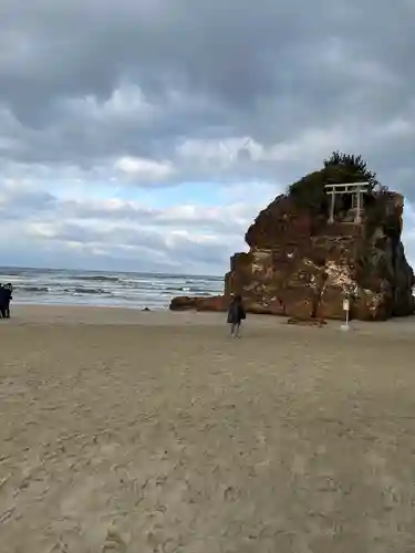 稲佐の浜　弁天島(島根県)