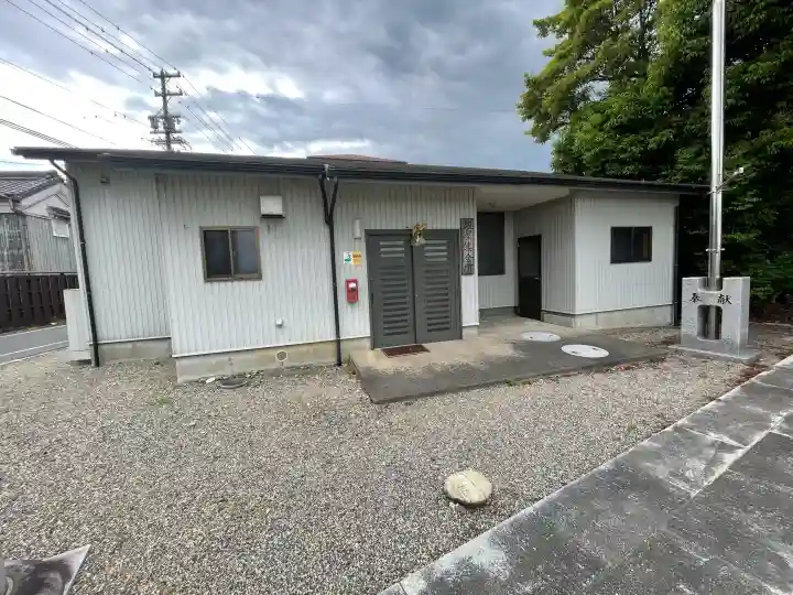 加和良神社の{uncategorized: "未分類", other: "その他", undefined: "問題あり", building: "その他建物", grave: "お墓", sacred_gate: "鳥居", guardian: "狛犬", statue: "像", buddha: "仏像", history: "歴史", nature: "自然", garden: "庭園", animal: "動物", pagoda: "塔", temizu: "手水舎", mountain_gate: "山門・神門", sanctuary: "本殿・本堂", subordinate: "末社・摂社", art: "芸術", scenery: "景色", jizo: "地蔵", ema: "絵馬", goshuin: "御朱印", omikuji: "おみくじ", items: "授与品その他", amulet: "お守り", goshuincho: "御朱印帳", eats: "食事", festival: "お祭り", votive_dance: "神楽", shichigosan: "七五三参", wedding: "結婚式", experience: "体験その他", initially: "初詣", around: "周辺", anti_infection: "感染症対策"}