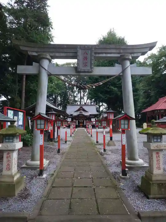 薬師寺八幡宮の鳥居