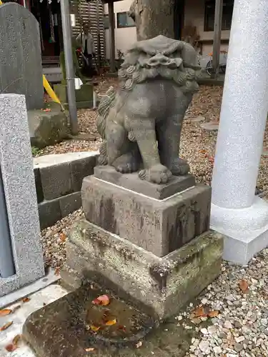 三皇熊野神社本宮の狛犬