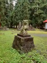 稲葉神社の狛犬