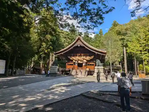 諏訪大社下社秋宮(長野県)