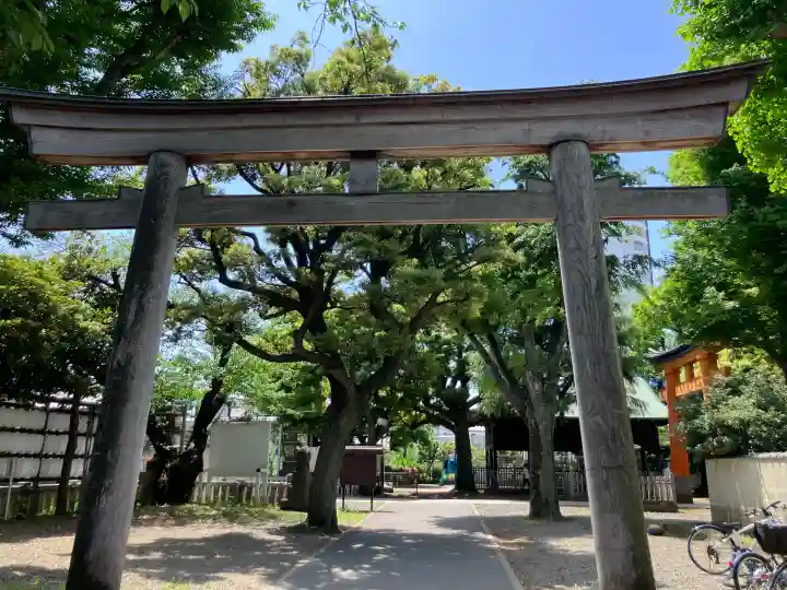 旗岡八幡神社の{uncategorized: "未分類", other: "その他", undefined: "問題あり", building: "その他建物", grave: "お墓", sacred_gate: "鳥居", guardian: "狛犬", statue: "像", buddha: "仏像", history: "歴史", nature: "自然", garden: "庭園", animal: "動物", pagoda: "塔", temizu: "手水舎", mountain_gate: "山門・神門", sanctuary: "本殿・本堂", subordinate: "末社・摂社", art: "芸術", scenery: "景色", jizo: "地蔵", ema: "絵馬", goshuin: "御朱印", omikuji: "おみくじ", items: "授与品その他", amulet: "お守り", goshuincho: "御朱印帳", eats: "食事", festival: "お祭り", votive_dance: "神楽", shichigosan: "七五三参", wedding: "結婚式", experience: "体験その他", initially: "初詣", around: "周辺", anti_infection: "感染症対策"}