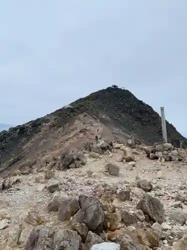 乗鞍本宮の{uncategorized: "未分類", other: "その他", undefined: "問題あり", building: "その他建物", grave: "お墓", sacred_gate: "鳥居", guardian: "狛犬", statue: "像", buddha: "仏像", history: "歴史", nature: "自然", garden: "庭園", animal: "動物", pagoda: "塔", temizu: "手水舎", mountain_gate: "山門・神門", sanctuary: "本殿・本堂", subordinate: "末社・摂社", art: "芸術", scenery: "景色", jizo: "地蔵", ema: "絵馬", goshuin: "御朱印", omikuji: "おみくじ", items: "授与品その他", amulet: "お守り", goshuincho: "御朱印帳", eats: "食事", festival: "お祭り", votive_dance: "神楽", shichigosan: "七五三参", wedding: "結婚式", experience: "体験その他", initially: "初詣", around: "周辺", anti_infection: "感染症対策"}