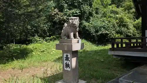 忠類神社の狛犬