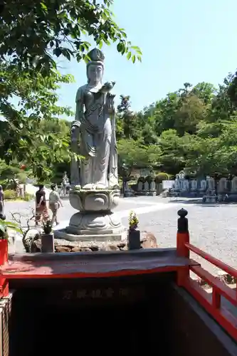 郷照寺の仏像