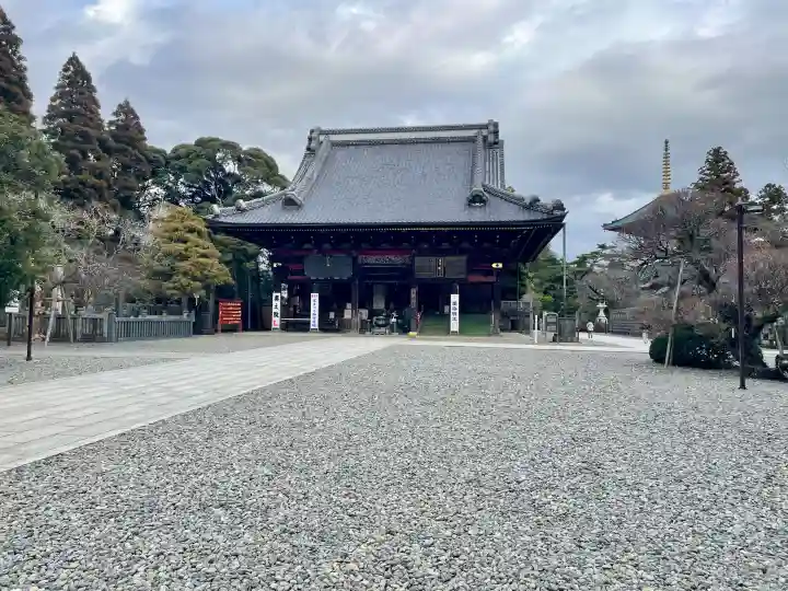 成田山光明堂の{uncategorized: "未分類", other: "その他", undefined: "問題あり", building: "その他建物", grave: "お墓", sacred_gate: "鳥居", guardian: "狛犬", statue: "像", buddha: "仏像", history: "歴史", nature: "自然", garden: "庭園", animal: "動物", pagoda: "塔", temizu: "手水舎", mountain_gate: "山門・神門", sanctuary: "本殿・本堂", subordinate: "末社・摂社", art: "芸術", scenery: "景色", jizo: "地蔵", ema: "絵馬", goshuin: "御朱印", omikuji: "おみくじ", items: "授与品その他", amulet: "お守り", goshuincho: "御朱印帳", eats: "食事", festival: "お祭り", votive_dance: "神楽", shichigosan: "七五三参", wedding: "結婚式", experience: "体験その他", initially: "初詣", around: "周辺", anti_infection: "感染症対策"}