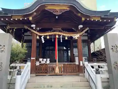 鵲森宮の本殿・本堂