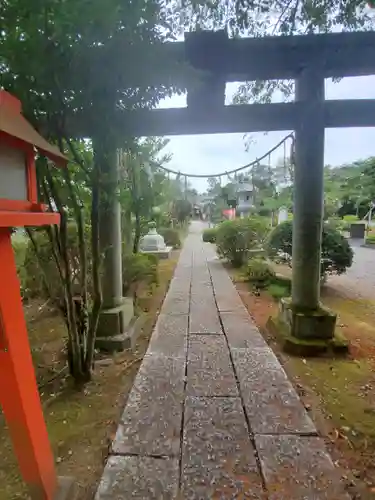 尾曳稲荷神社の鳥居