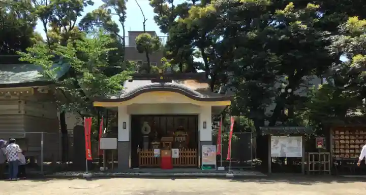 新田神社の本殿・本堂