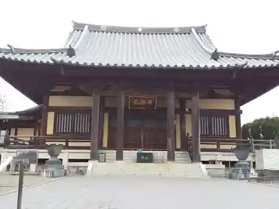 光蔵寺の本殿・本堂