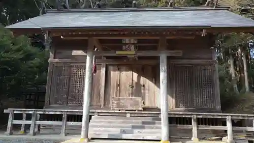 日高見神社の本殿