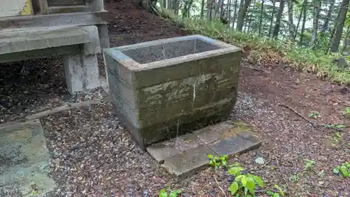 糠平電源神社の手水舎