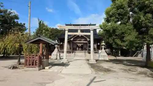 櫟原神社の鳥居