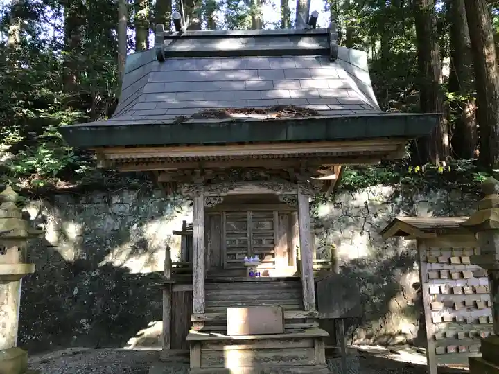 箸蔵寺の末社・摂社