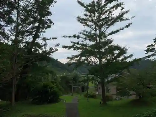 若一神社の景色