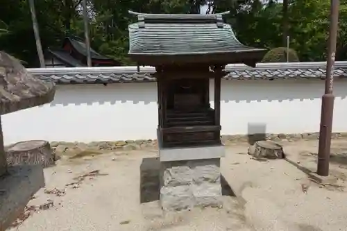 多田神社の末社