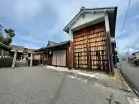 豊歳神社の{uncategorized: "未分類", other: "その他", undefined: "問題あり", building: "その他建物", grave: "お墓", sacred_gate: "鳥居", guardian: "狛犬", statue: "像", buddha: "仏像", history: "歴史", nature: "自然", garden: "庭園", animal: "動物", pagoda: "塔", temizu: "手水舎", mountain_gate: "山門・神門", sanctuary: "本殿・本堂", subordinate: "末社・摂社", art: "芸術", scenery: "景色", jizo: "地蔵", ema: "絵馬", goshuin: "御朱印", omikuji: "おみくじ", items: "授与品その他", amulet: "お守り", goshuincho: "御朱印帳", eats: "食事", festival: "お祭り", votive_dance: "神楽", shichigosan: "七五三参", wedding: "結婚式", experience: "体験その他", initially: "初詣", around: "周辺", anti_infection: "感染症対策"}