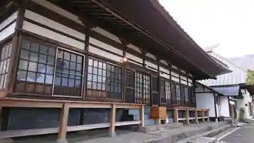 龍谷寺の本殿・本堂
