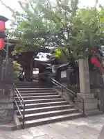 豊川稲荷東京別院の山門・神門