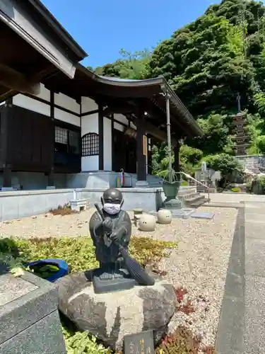 金前寺の像