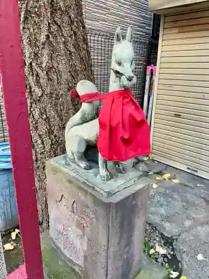 亀住稲荷神社の{uncategorized: "未分類", other: "その他", undefined: "問題あり", building: "その他建物", grave: "お墓", sacred_gate: "鳥居", guardian: "狛犬", statue: "像", buddha: "仏像", history: "歴史", nature: "自然", garden: "庭園", animal: "動物", pagoda: "塔", temizu: "手水舎", mountain_gate: "山門・神門", sanctuary: "本殿・本堂", subordinate: "末社・摂社", art: "芸術", scenery: "景色", jizo: "地蔵", ema: "絵馬", goshuin: "御朱印", omikuji: "おみくじ", items: "授与品その他", amulet: "お守り", goshuincho: "御朱印帳", eats: "食事", festival: "お祭り", votive_dance: "神楽", shichigosan: "七五三参", wedding: "結婚式", experience: "体験その他", initially: "初詣", around: "周辺", anti_infection: "感染症対策"}